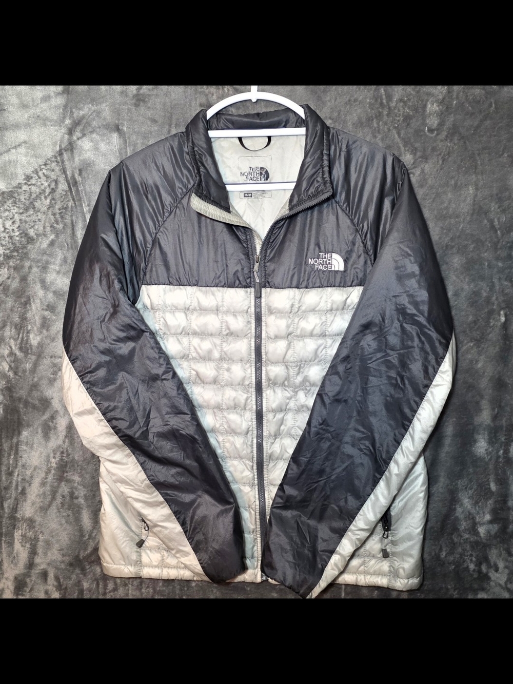 The North Face Men’s Two-Tone Black and Light Gray Quilted Puffer Jacket